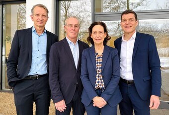 von links: Dr. Martin Langenbeck, Dr. Hans-Joachim Bauer, Petra Wehrmann, Dr. Walter Klingelhöfer